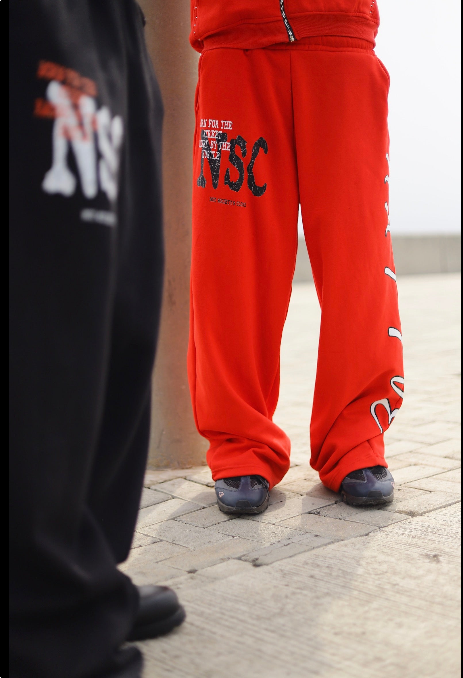 NSC BUILT DIFFERENTSWEATPANTS RED